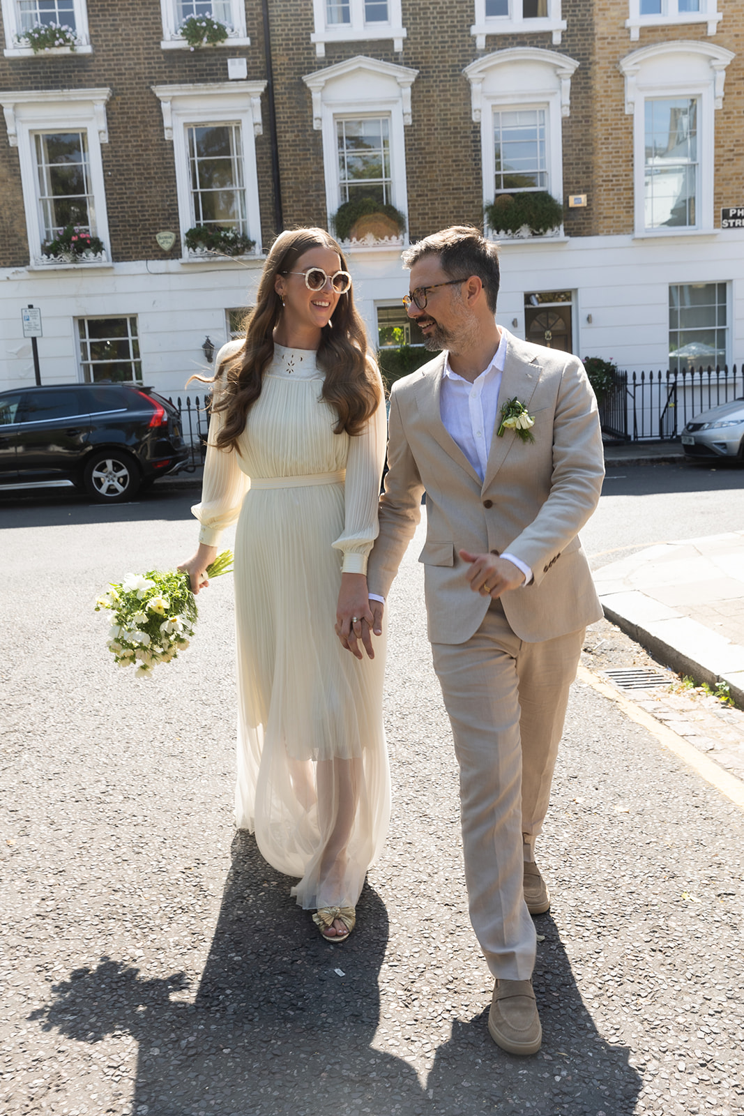 Bride and groom wedding pictures in Chelsea